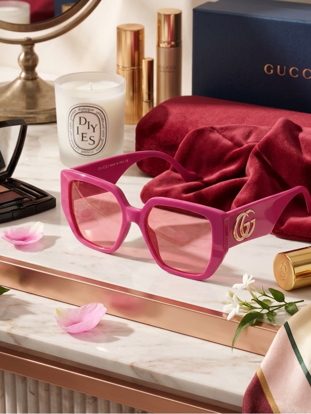 Gucci Bold Hot Pink Square Sunglasses - Picture 2 of 2